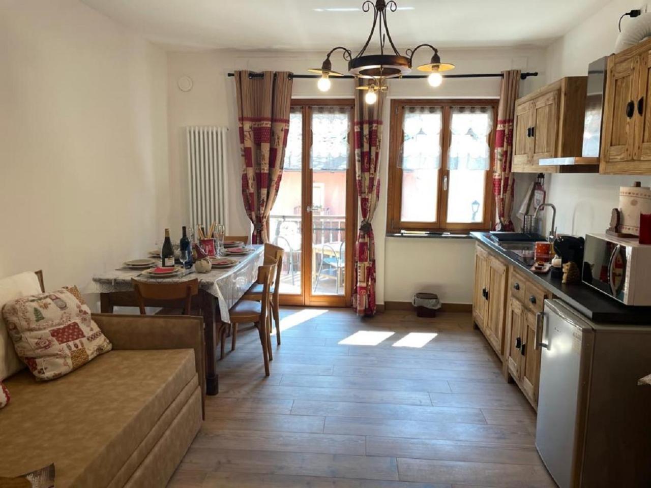 Maison Julie-Lungo La Via Francigena Этрубль Экстерьер фото