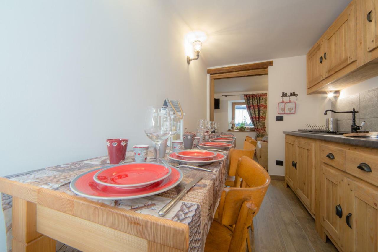 Maison Julie-Lungo La Via Francigena Этрубль Экстерьер фото